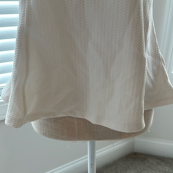 Neverworn. White stretch top. - Picture 4 of 8